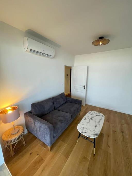 Penthouse / 2 Bedrooms In City Center Of Angers Dış mekan fotoğraf