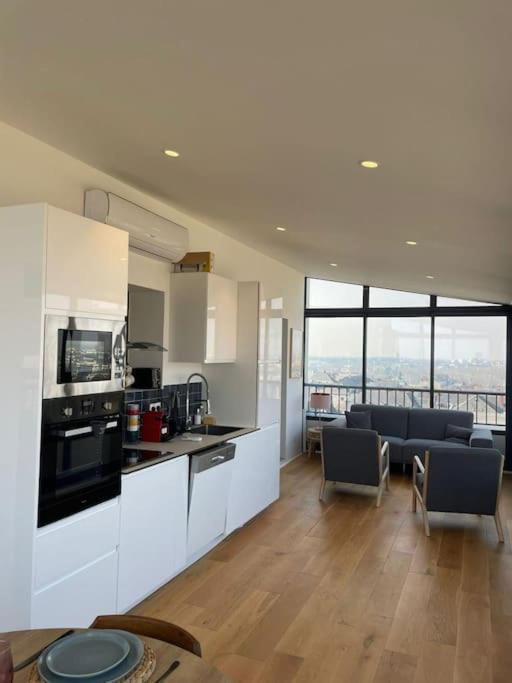 Penthouse / 2 Bedrooms In City Center Of Angers Dış mekan fotoğraf